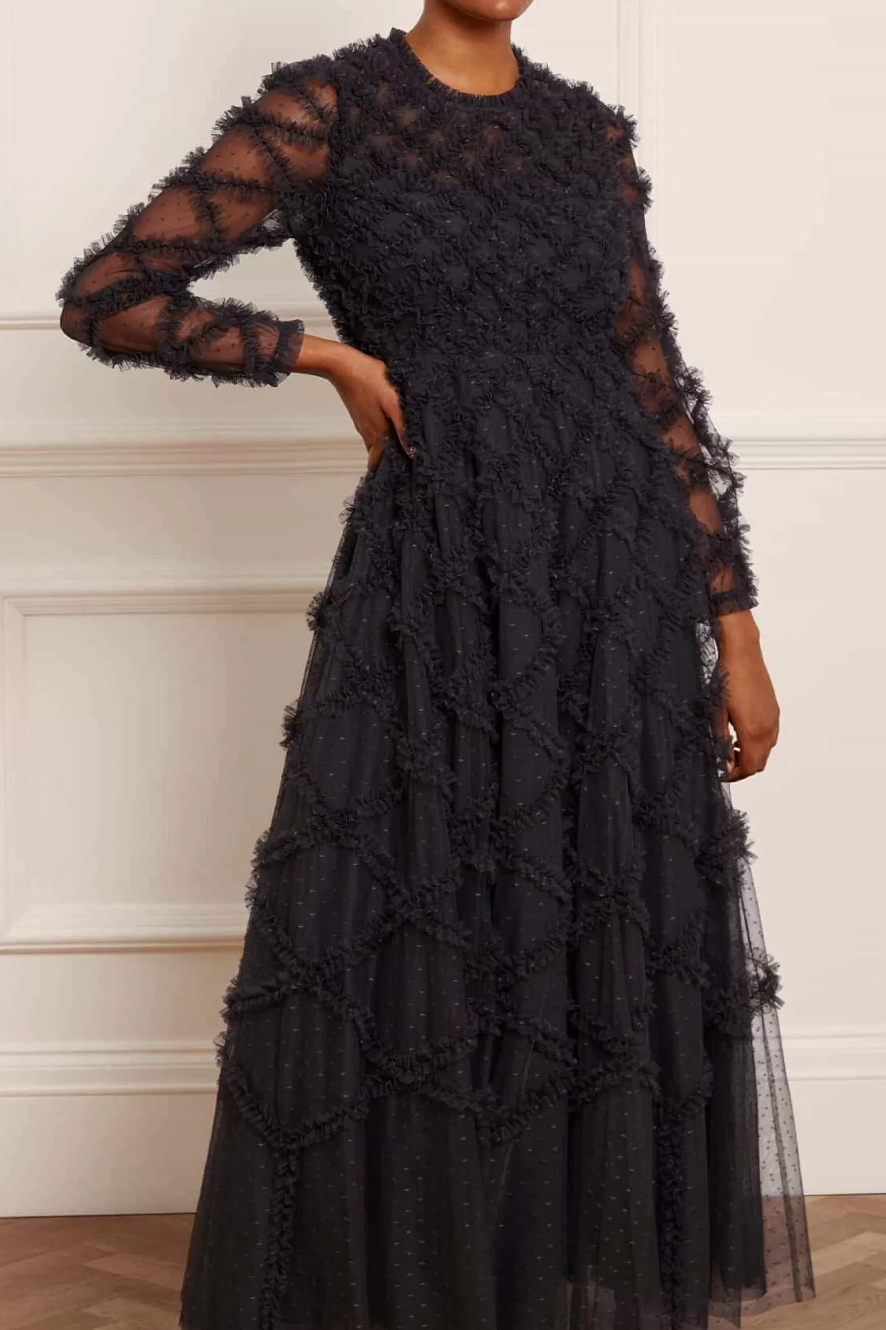 Needle & Thread Mother of the Bride | Plus Size>Evelyn Long Sleeve Gown Black