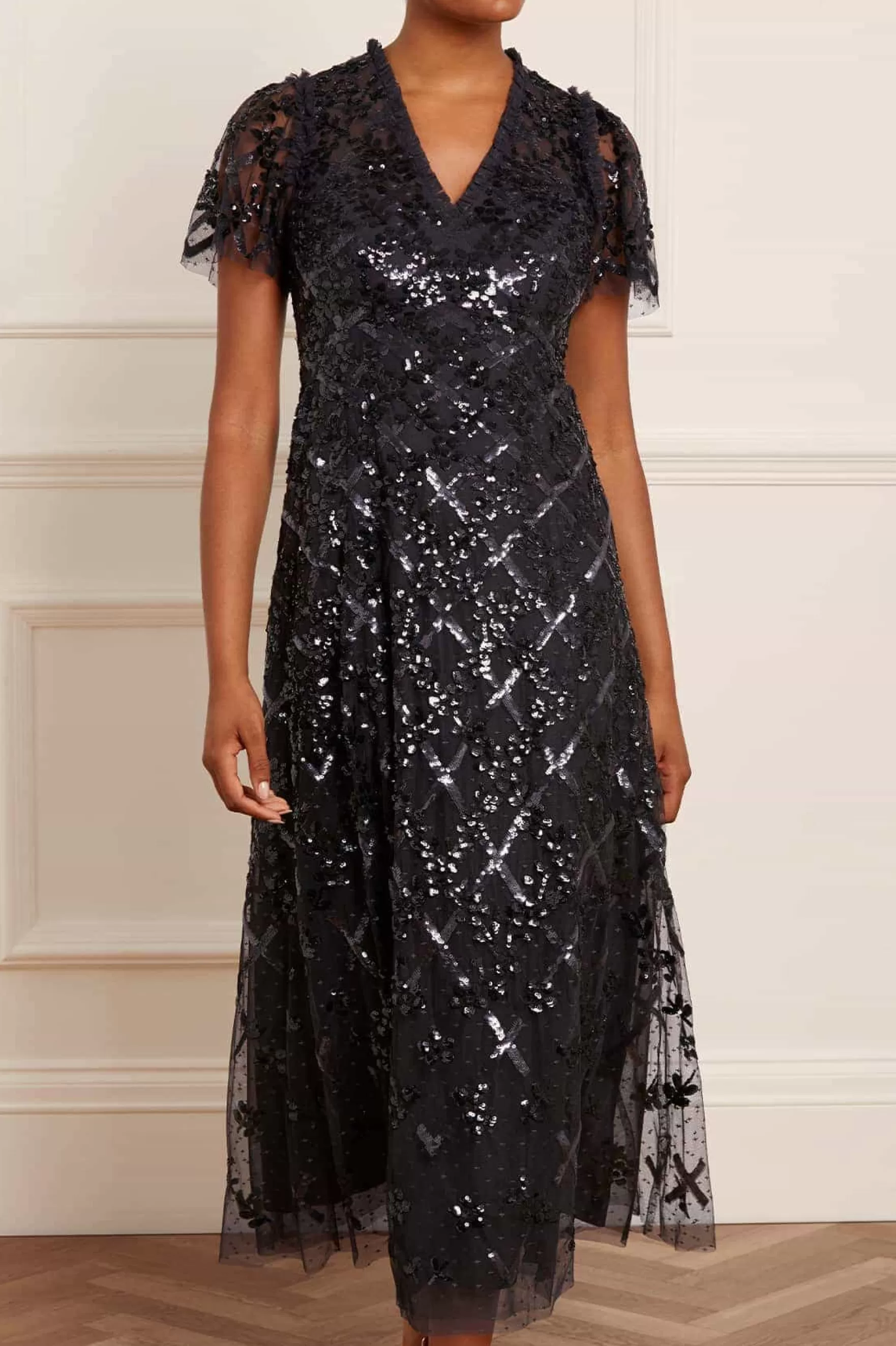 Needle & Thread Plus Size | Evening Dresses>Garden Lattice Ankle Gown Black