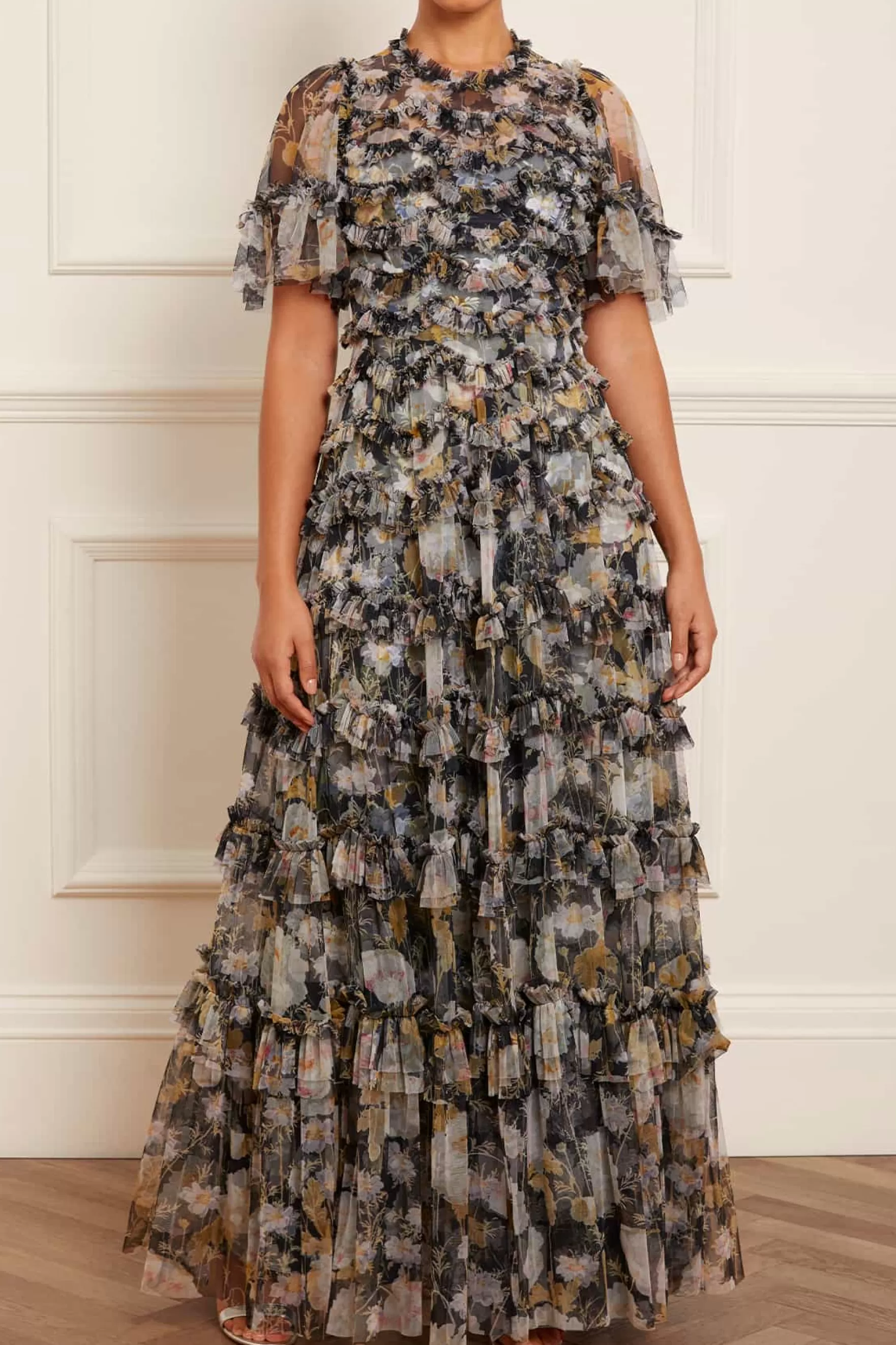 Needle & Thread Plus Size | Mother of the Bride>Moonlight Petals Round Neck Gown Black