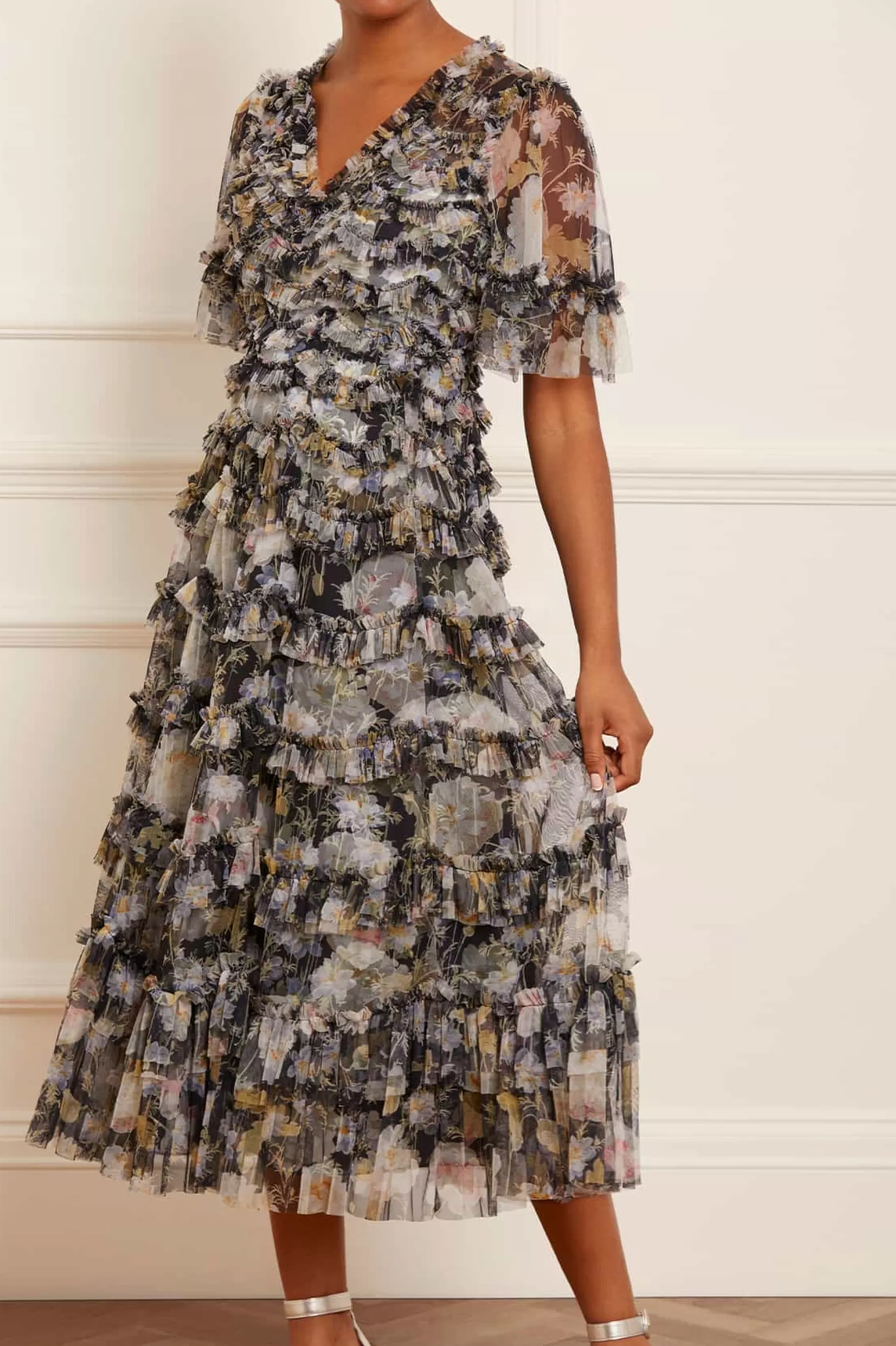 Needle & Thread Wedding Guest | Mother of the Bride>Moonlight Petals V-Neck Ballerina Dress Black