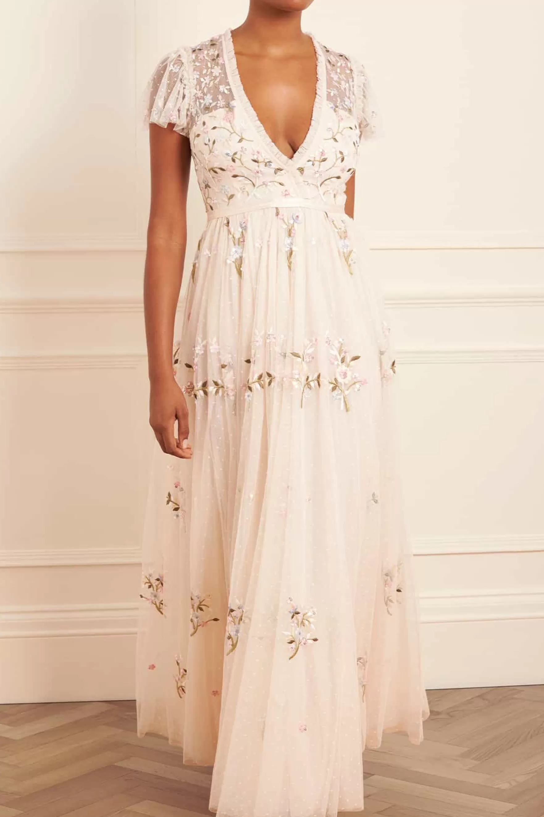 Needle & Thread Bridesmaid | Bridal>Petunia Cap Sleeve Gown Champagne