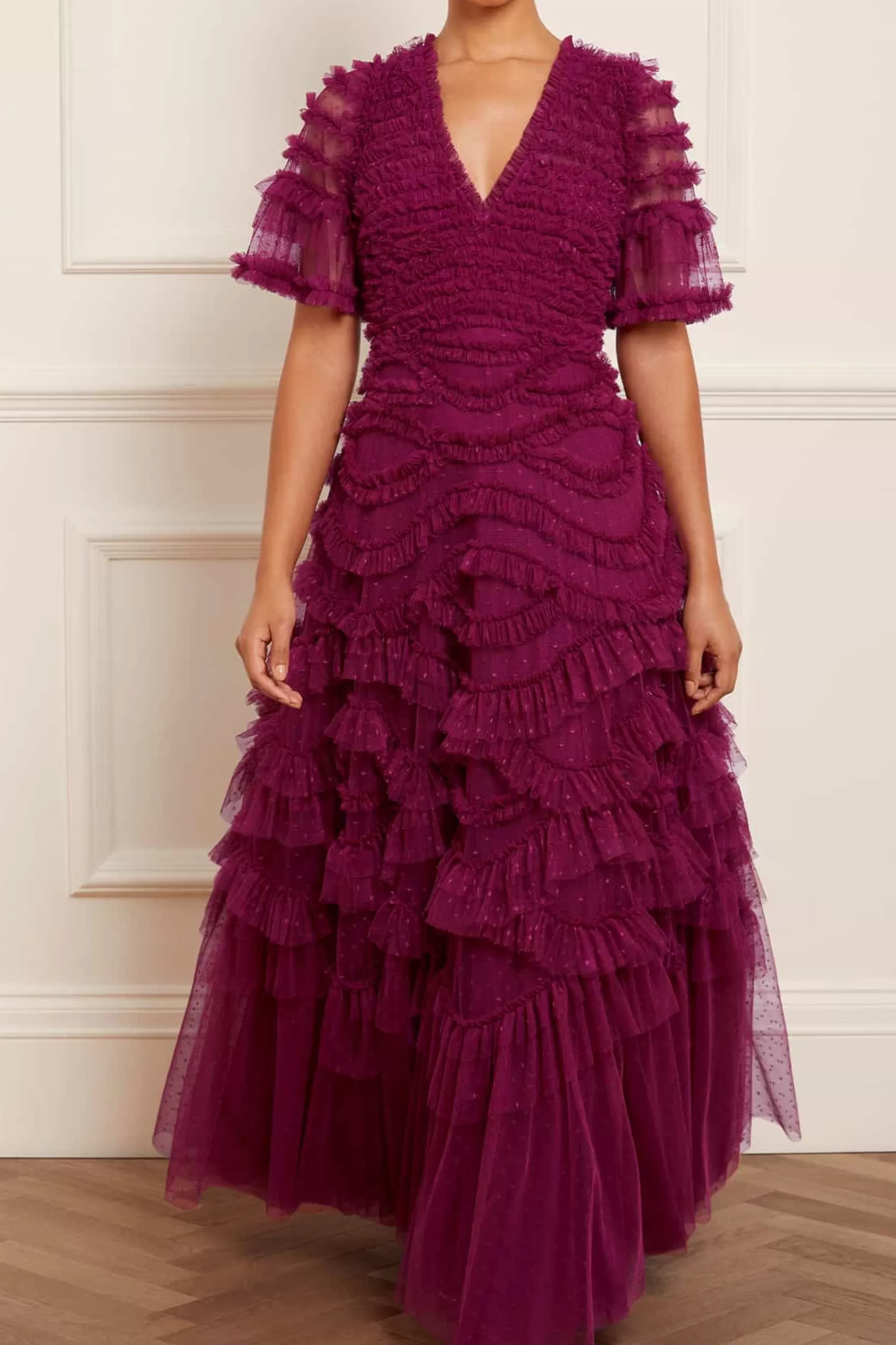 Needle & Thread Mother of the Bride | Plus Size>Phoenix V-Neck Gown Purple