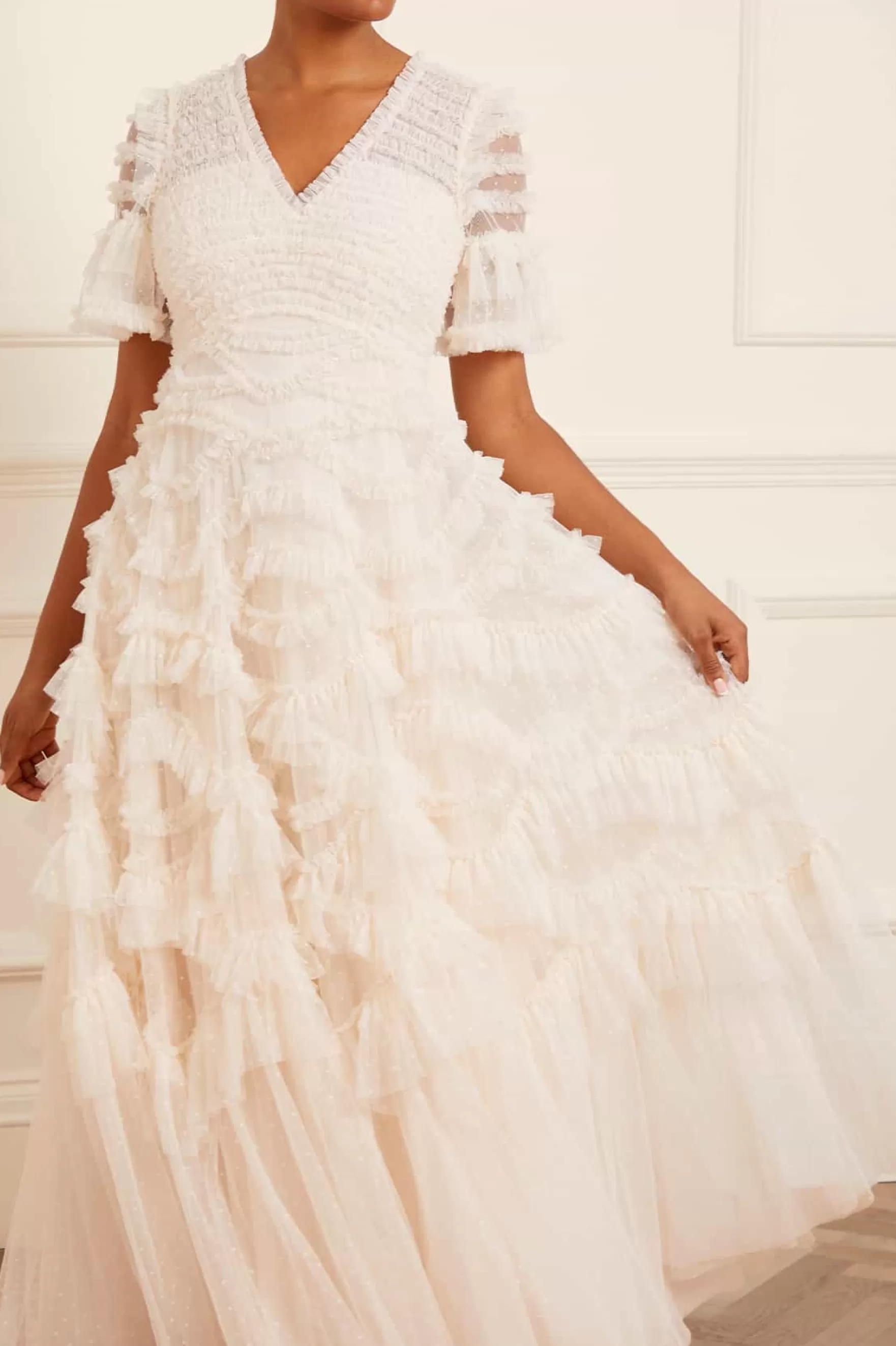 Needle & Thread Bridal | Plus Size>Phoenix V-Neck Gown Champagne