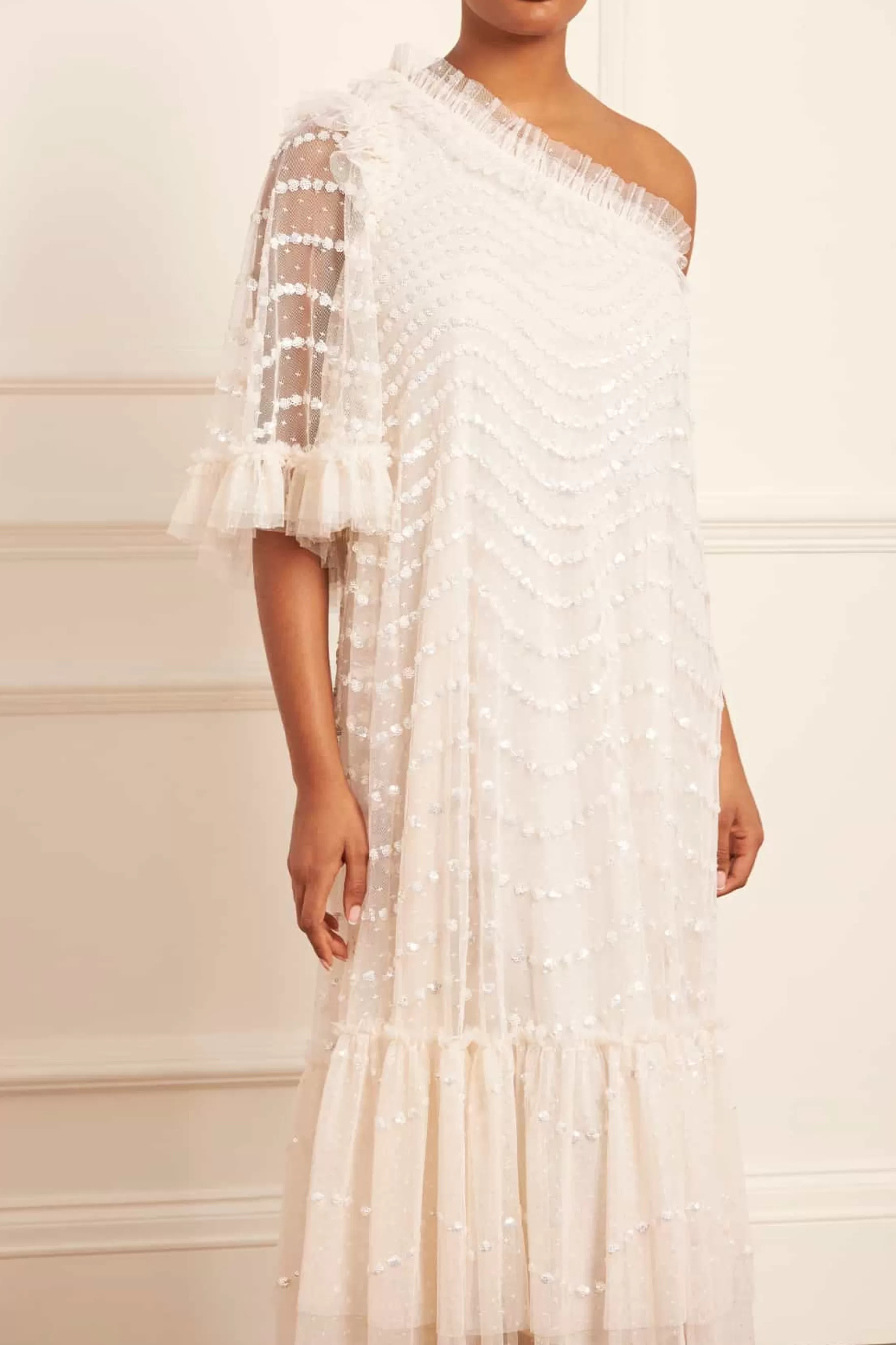 Needle & Thread Bridal | Plus Size>Shimmer Wave Gloss One-Shoulder Ballerina Dress Champagne