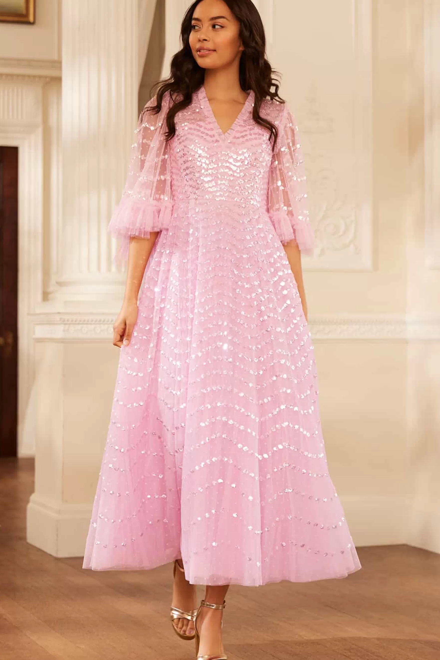 Needle & Thread Mother of the Bride | Plus Size>Shimmer Wave Gloss V-Neck Ankle Gown Pink