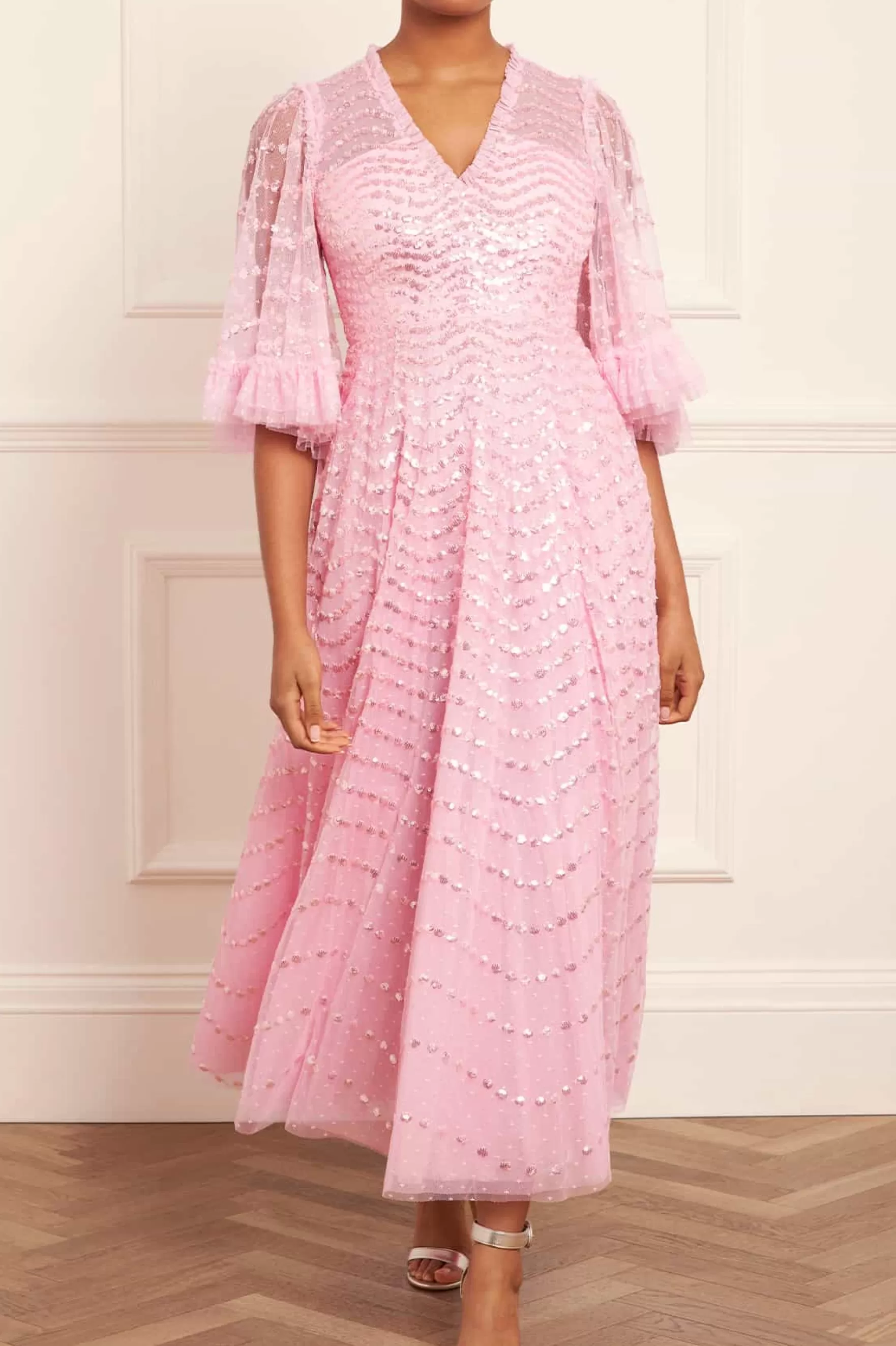 Needle & Thread Mother of the Bride | Plus Size>Shimmer Wave Gloss V-Neck Ankle Gown Pink
