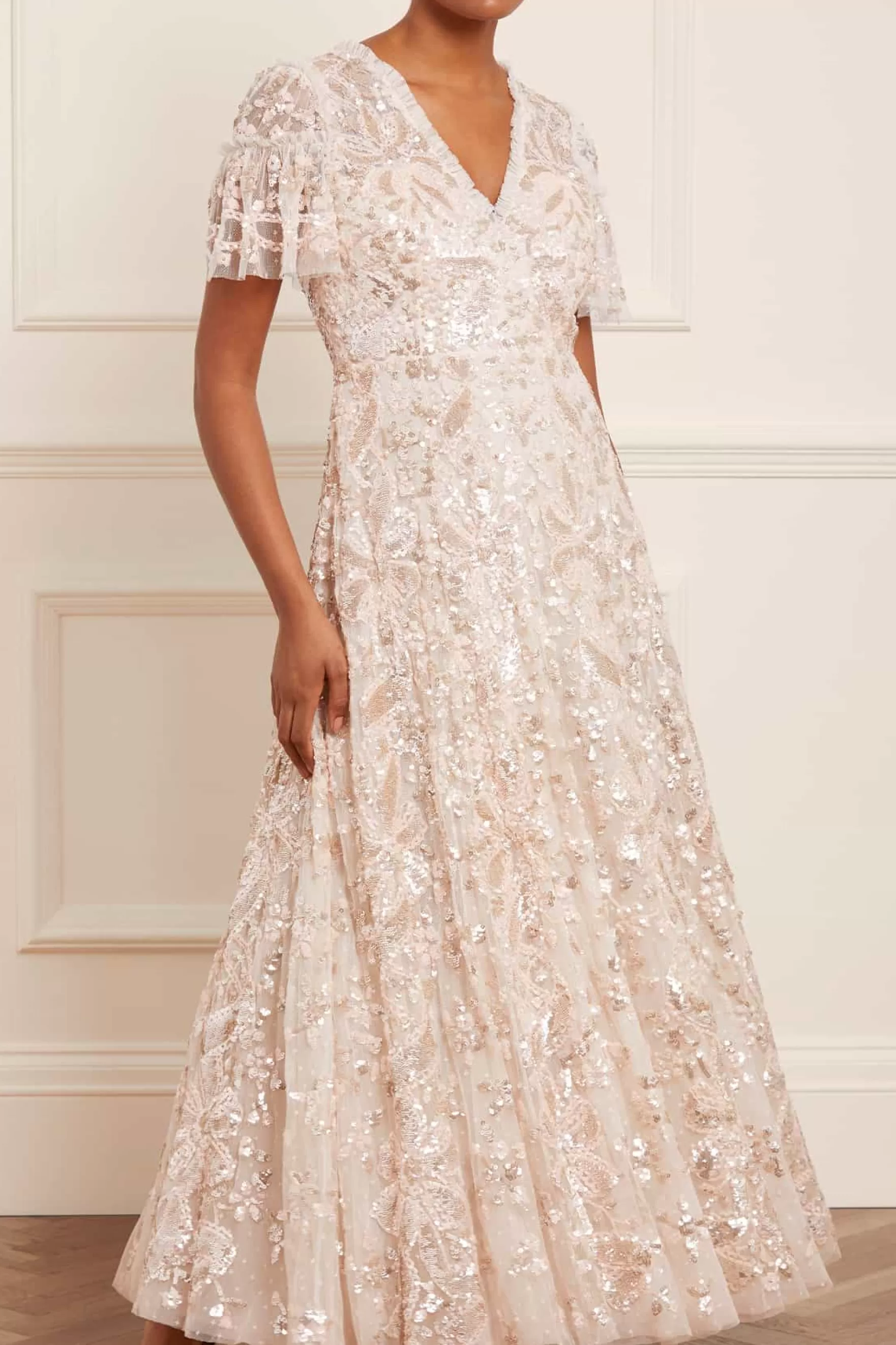 Needle & Thread Bridal | All-Womenswear>Trailing Bow Gown Champagne